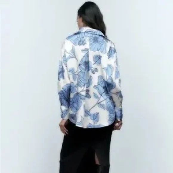 Zara Blue Floral Women's Top - Picture 2 of 4